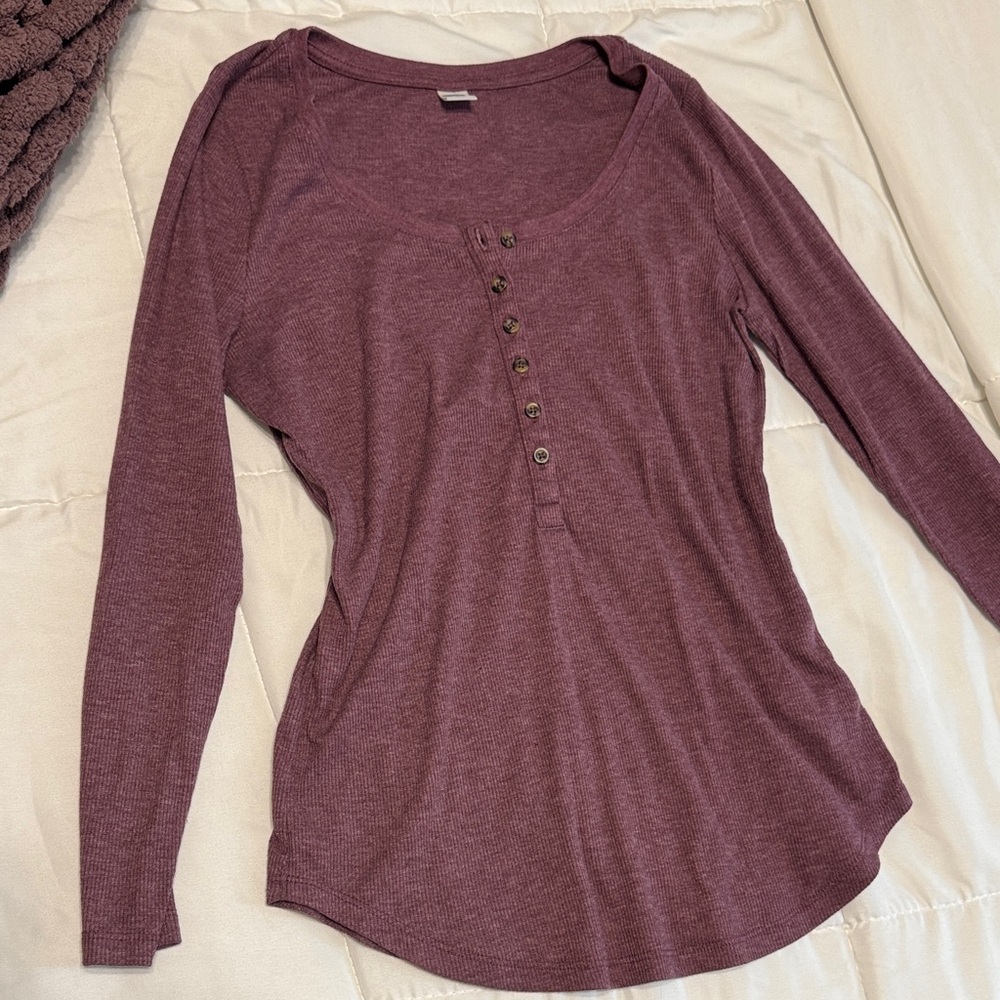 Old Navy Women's Long Sleeve Henley Top - Burgundy